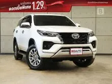 2021 Toyota FORTUNER 2.4 (ปี 15-25) V 4WD SUV AT