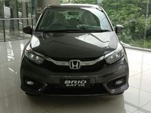Honda Brio E CVT Tdp 15 juta