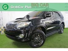 2015 Toyota Fortuner 3.0 (ปี 12-15) V SUV AT