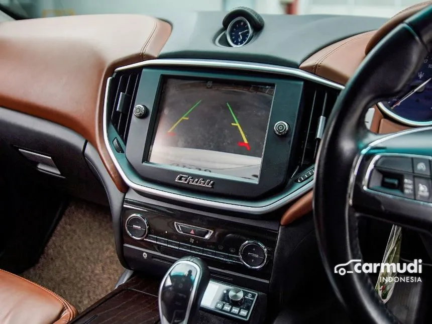 2015 Maserati Ghibli Sedan