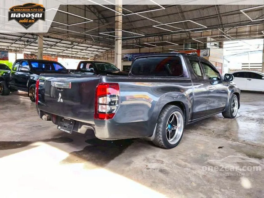2020 Mitsubishi TRITON GLX Mega Cab Pickup