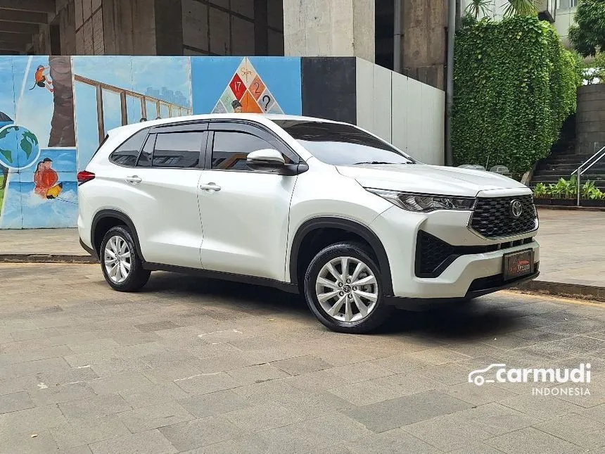 2023 Toyota Kijang Innova Zenix V Wagon