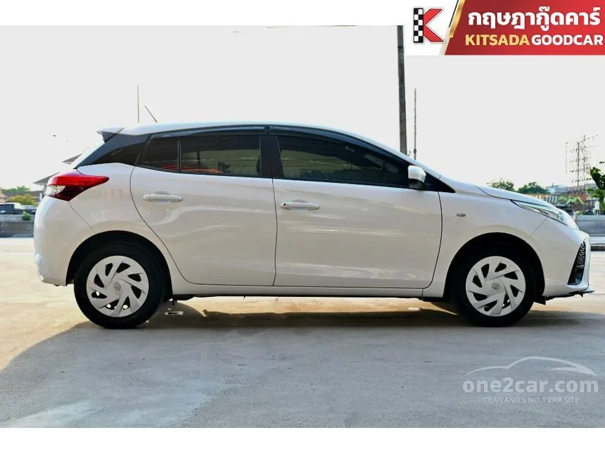 2022 Toyota Yaris Entry Hatchback