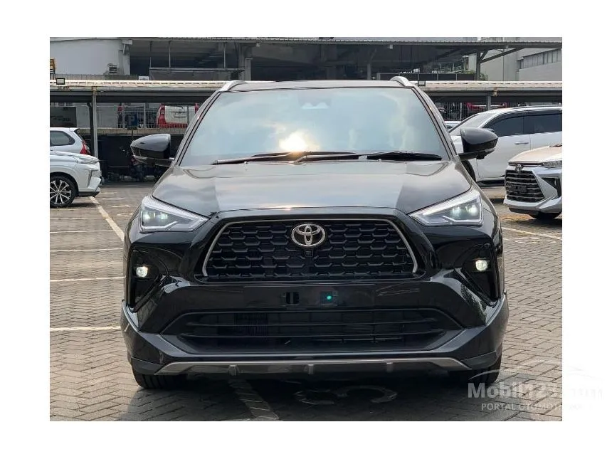 Jual Mobil Toyota Yaris Cross 2023 S HEV GR Parts Aero Package 1.5 di Banten Automatic Wagon Hitam Rp 407.500.000