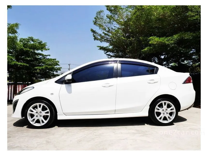 2012 Mazda 2 Elegance Spirit Sedan