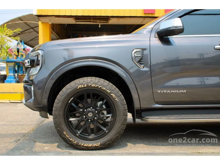 2023 Ford EVEREST Titanium+ SUV