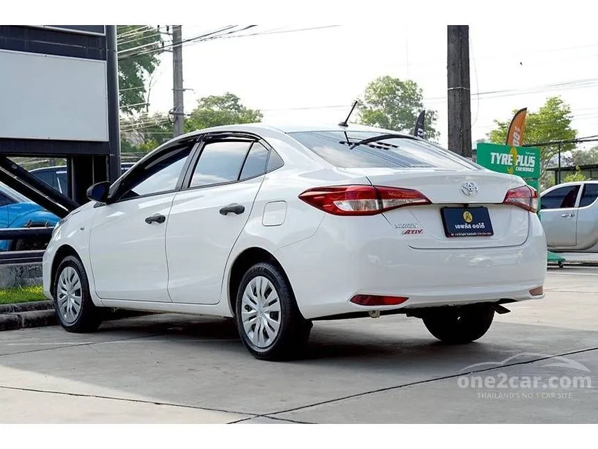 2018 Toyota Yaris Ativ J Eco Sedan