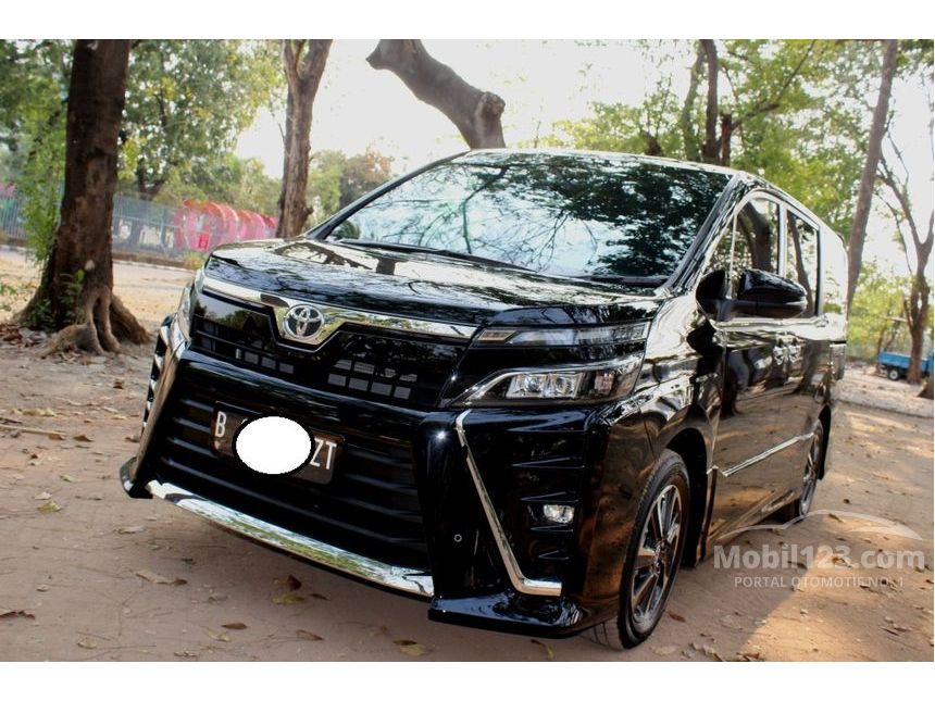 Jual Mobil Toyota Voxy 2018 R80 2.0 di DKI Jakarta Automatic Wagon ...