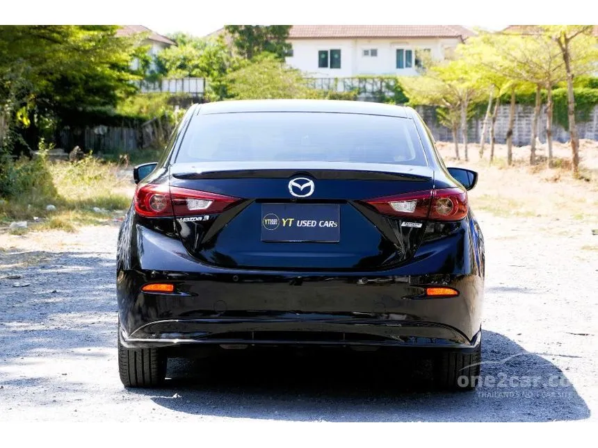 2017 Mazda 3 SP Sedan