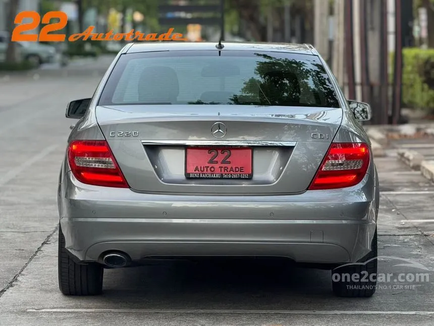 2012 Mercedes-Benz C220 CDI BlueEFFICIENCY Sedan