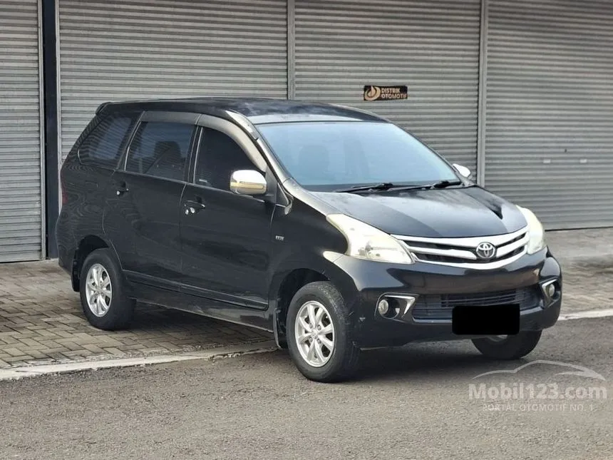 2013 Toyota Avanza G MPV