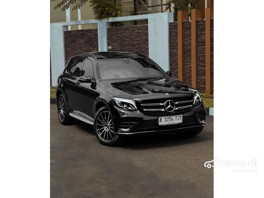 2020 Mercedes-Benz GLC200 AMG Line SUV