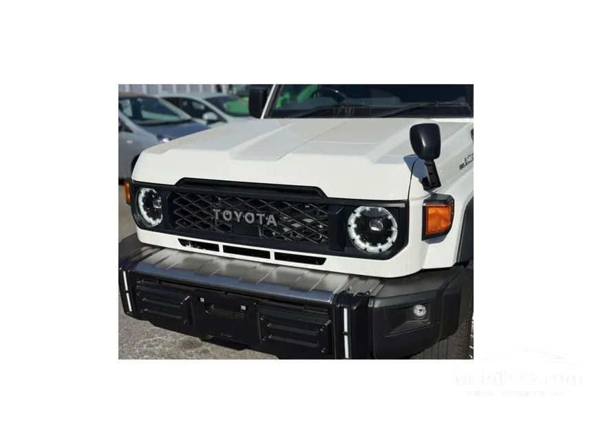 2026 Toyota Land Cruiser 70 GXL SUV