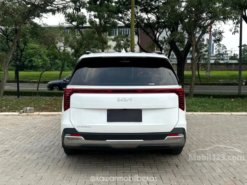 2024 KIA Grand Carnival Premiere MPV