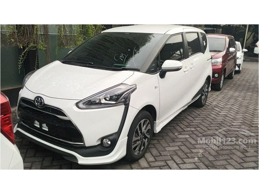 Jual Mobil Toyota Sienta 2017 Q 1.5 di Jawa Timur 