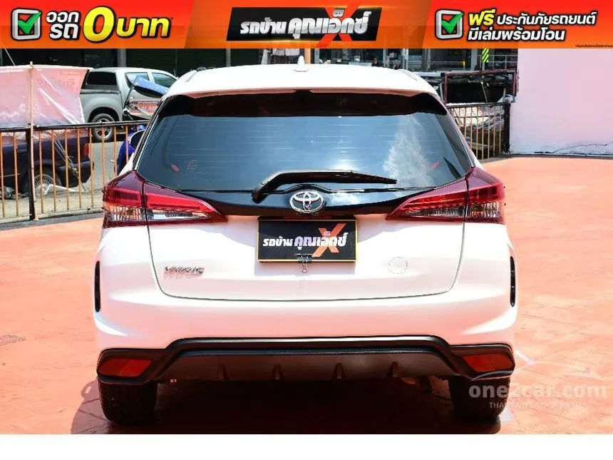 2023 Toyota YARIS Entry Hatchback