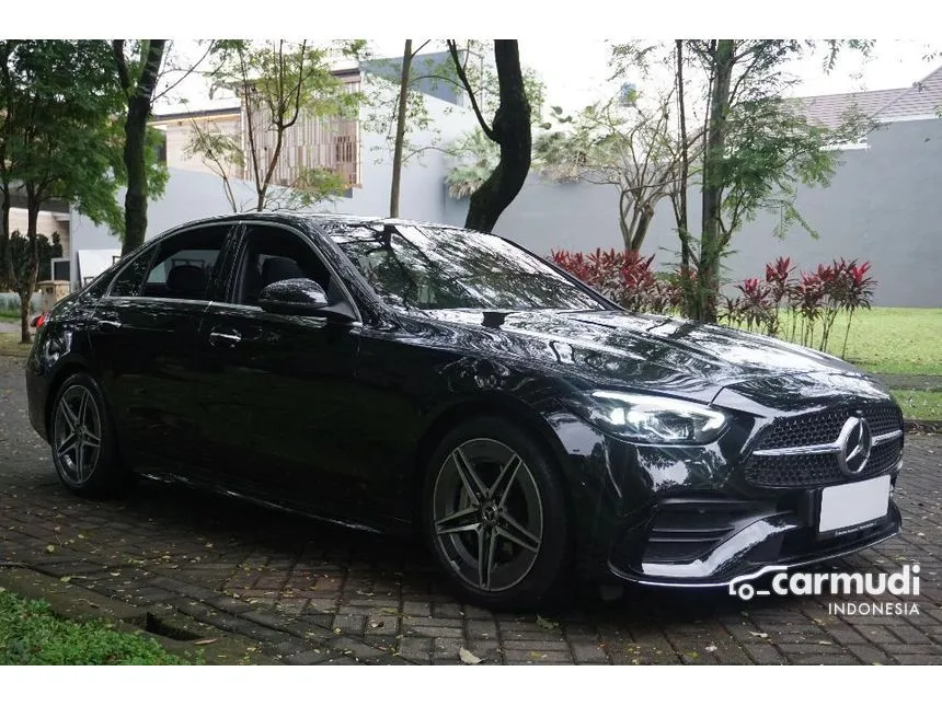 2022 Mercedes-Benz C300 AMG Line Sedan