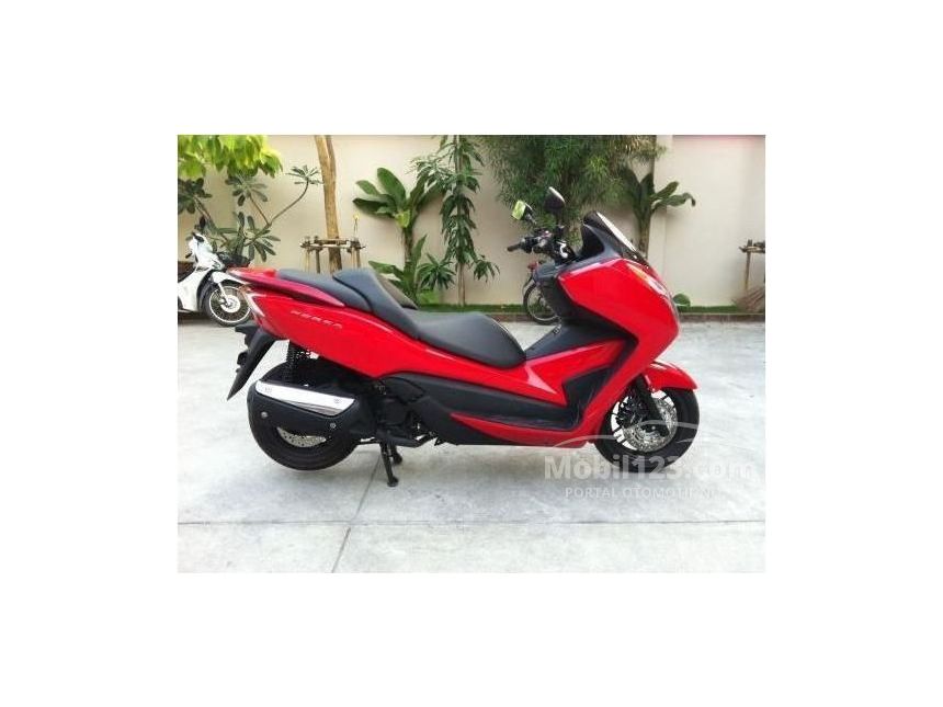  Jual  Motor  Honda  Forza  2015 300  Automatic 0 3 di DKI 