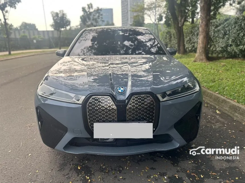 2023 BMW iX xDrive40 Sport SUV