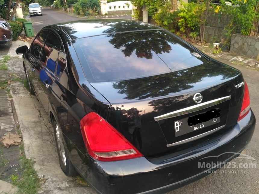 Jual Mobil Nissan Teana 2005 230JM 2.3 di Banten Automatic 