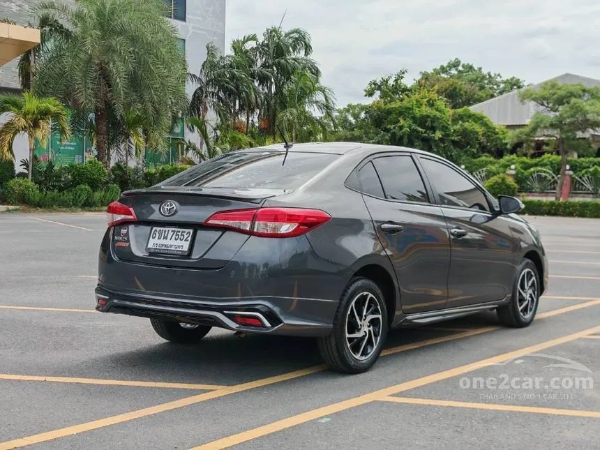 2021 Toyota Yaris Ativ Sport Sedan