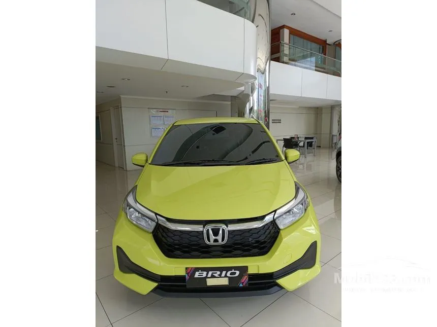 Jual Mobil Honda Brio 2023 E Satya 1.2 di Banten Automatic Hatchback Kuning Rp 181.300.000