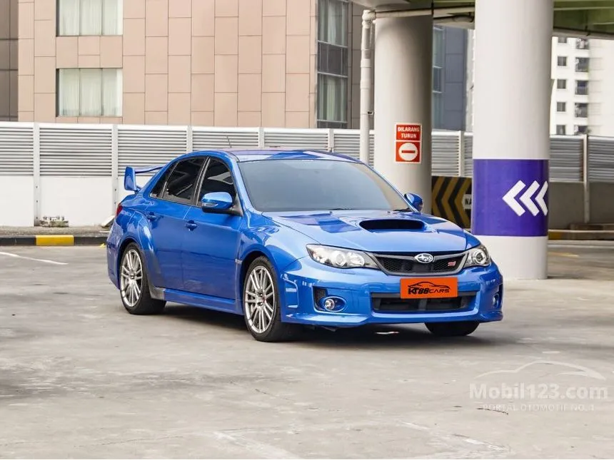 2013 Subaru WRX STi 4D Sedan