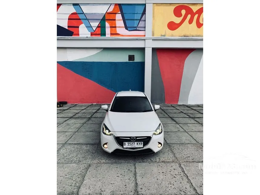 Jual Mobil Mazda 2 2015 R 1.5 di DKI Jakarta Automatic Hatchback Putih Rp 158.000.000