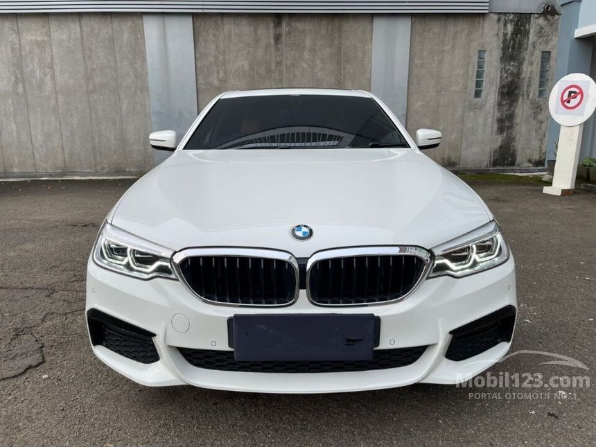Jual Mobil BMW 530i 2019 M Sport 2.0 di DKI Jakarta Automatic Wagon ...