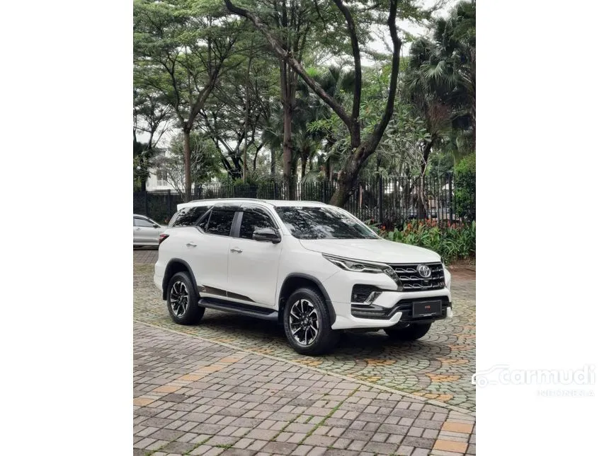 2022 Toyota Fortuner GR Sport 4X2 SUV