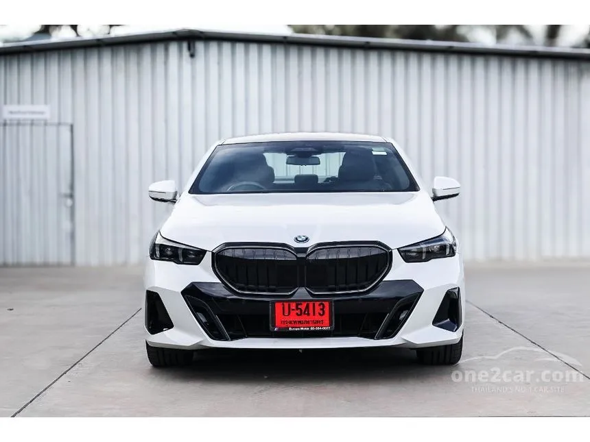 2026 BMW 530e M Sport Pro Sedan