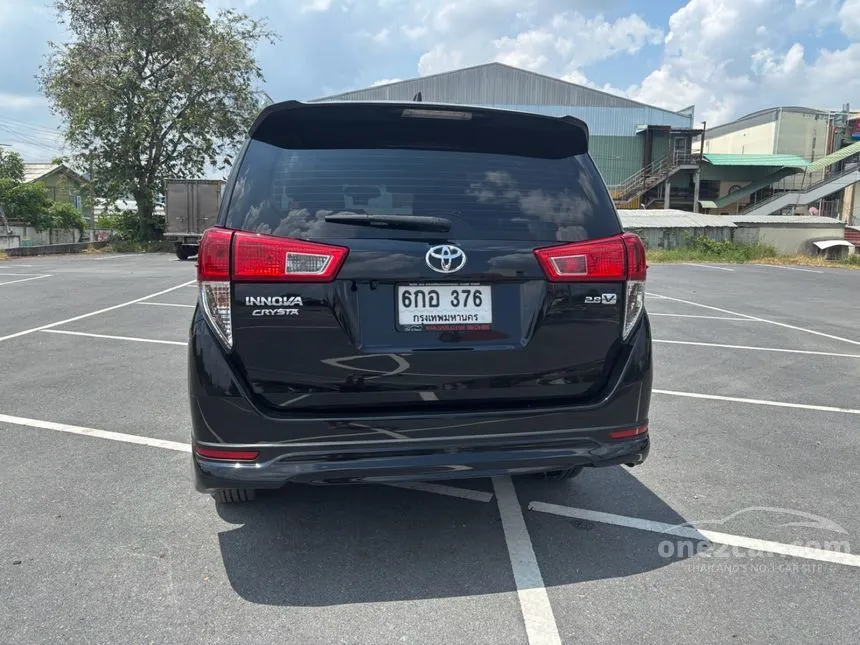 2017 Toyota INNOVA Crysta V Wagon