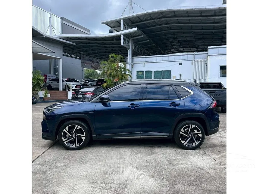 2023 Toyota Yaris Cross HEV Premium Luxury SUV