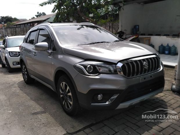 Suzuki Sx4 S-cross Mobil Bekas Baru dijual di Tangerang Suzuki Sx4 S-cross Mobil Bekas Baru dijual di Tangerang