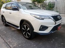 2019 Toyota Fortuner 2.8 (ปี 15-18) TRD Sportivo 4WD SUV