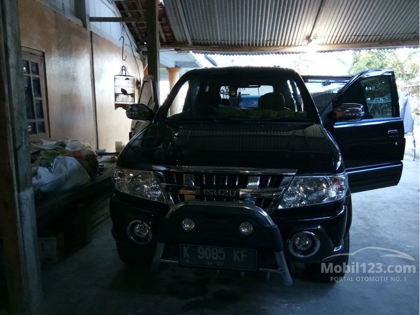 Jual Mobil Isuzu Panther 2021 GRAND TOURING 2 5 di Jawa Jual Mobil Isuzu Panther 2021 GRAND TOURING 2 5 di Jawa