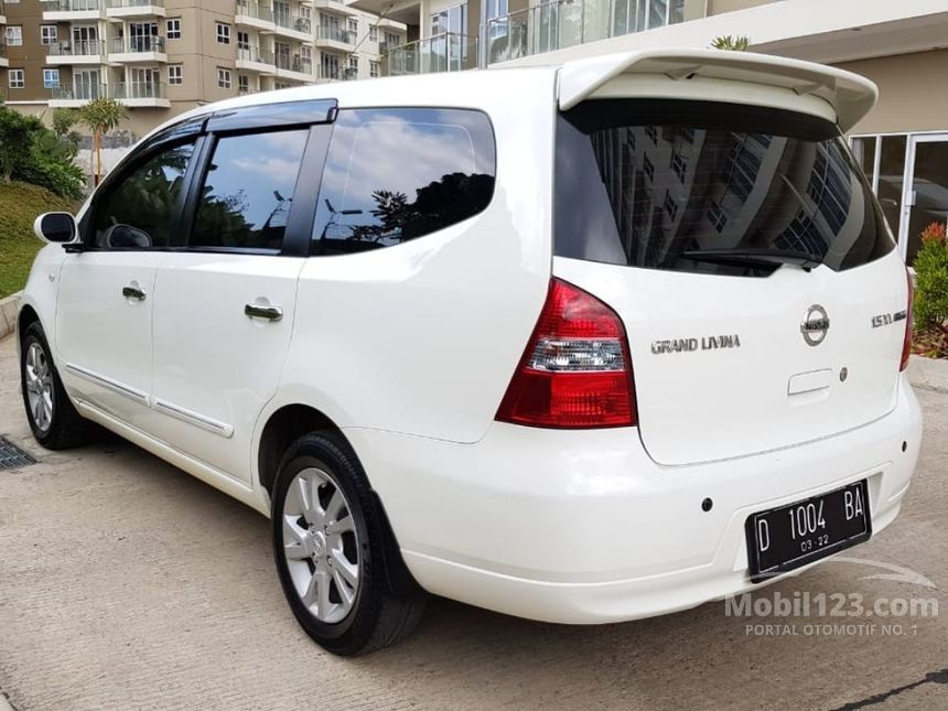 Jual Mobil Nissan Grand Livina 2013 XV 1.5 di Jawa Barat 