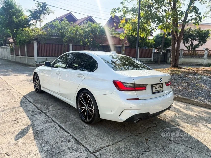 2021 BMW 330e M Sport Sedan