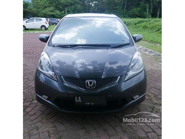  Honda  Jazz  Mobil  Bekas  Baru  dijual  di Yogyakarta  