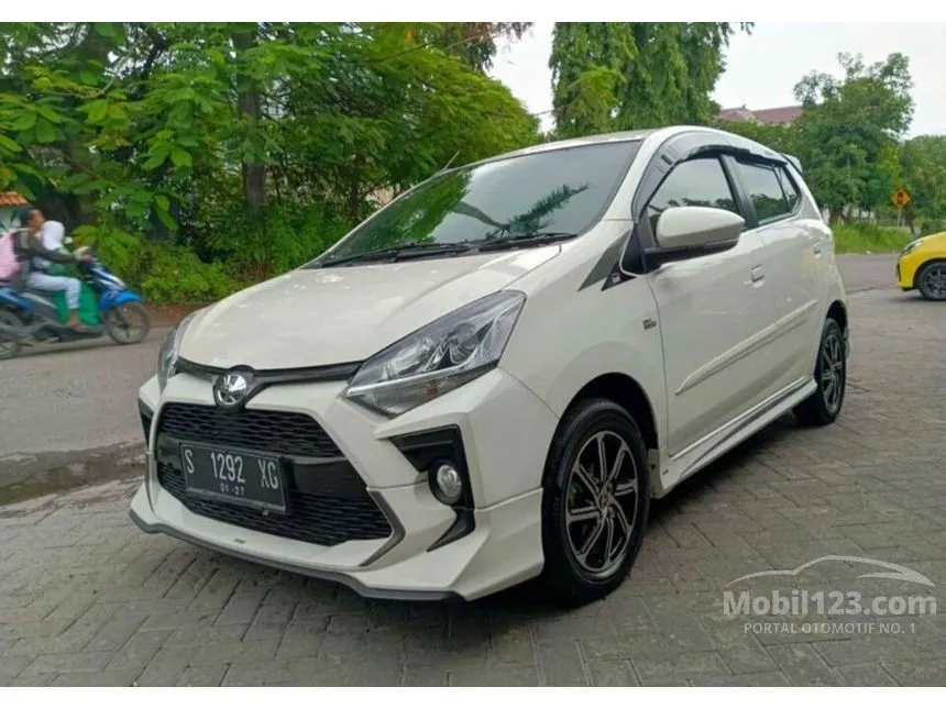 Jual Mobil Toyota Agya 2021 GR Sport 1.2 di Jawa Timur Manual Hatchback Putih Rp 138.000.000