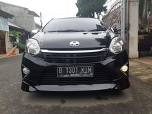 Toyota Agya G 1.0 AT TRD 2016 Hitam .