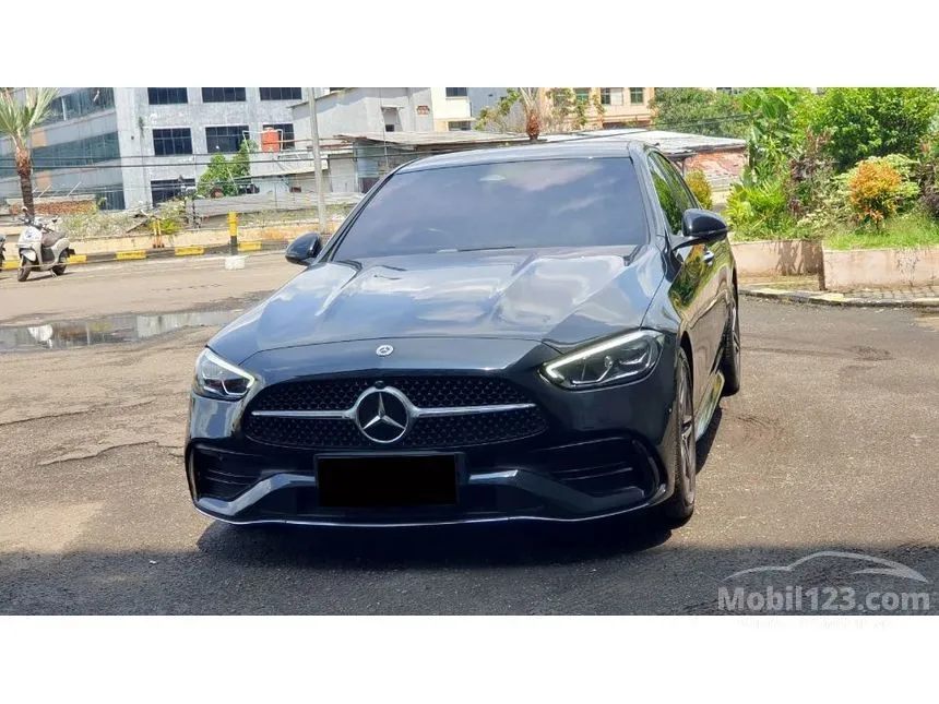 2023 Mercedes-Benz C300 AMG Line Sedan