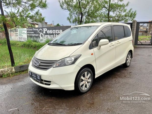 Honda Freed Terpakai Bandung Jawa Barat Mobil123