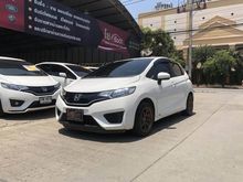 2017 Honda Jazz 1.5 (ปี 14-18) V i-VTEC Hatchback AT
