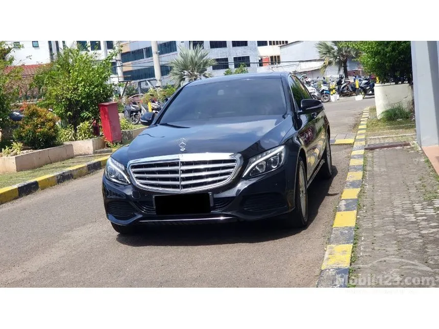 2015 Mercedes-Benz C250 Exclusive Sedan