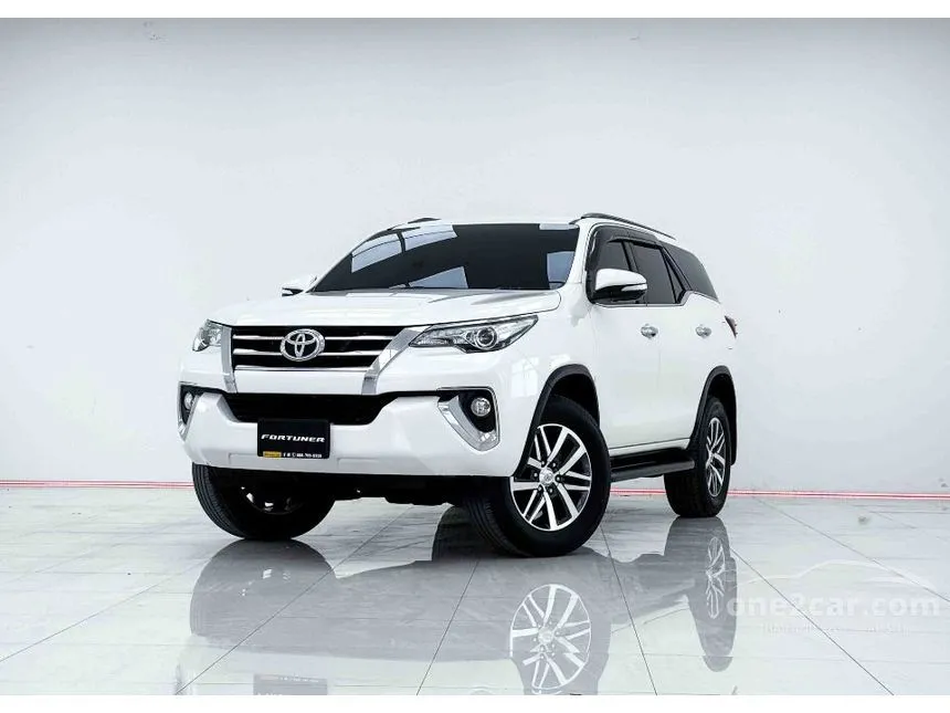 2016 Toyota FORTUNER V SUV