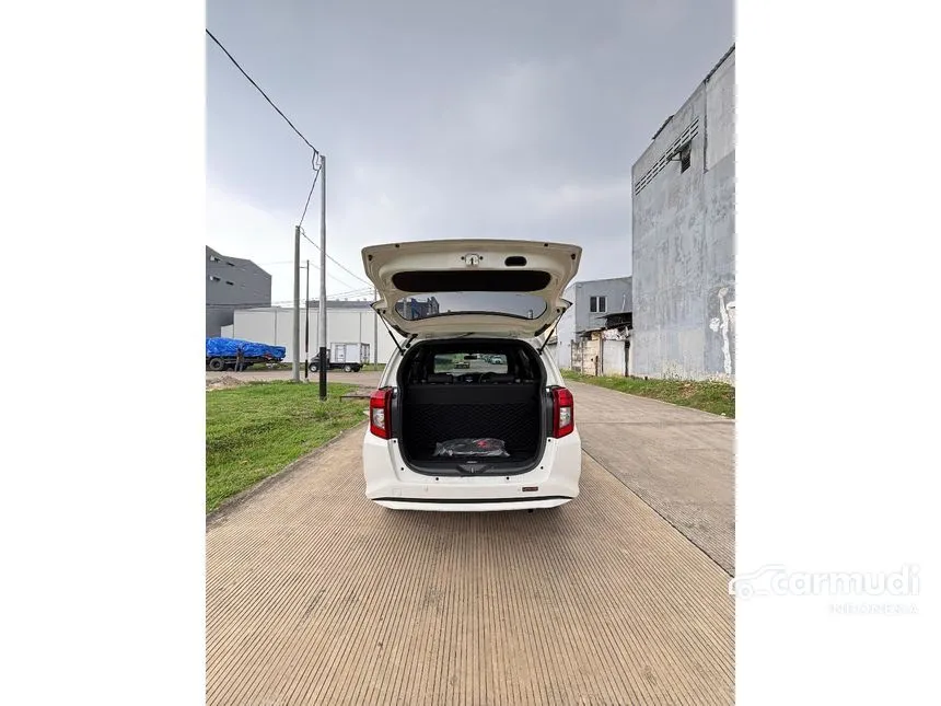 2024 Daihatsu Sigra R MPV