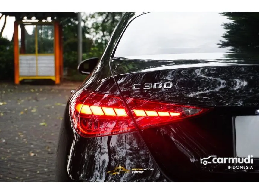 2023 Mercedes-Benz C300 AMG Line Sedan