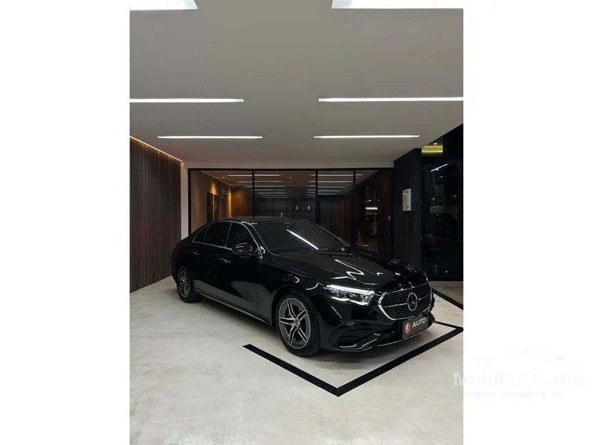2025 Mercedes-Benz E300 AMG Line Sedan