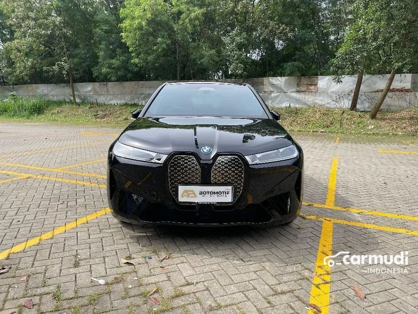 2023 BMW iX xDrive40 Sport SUV